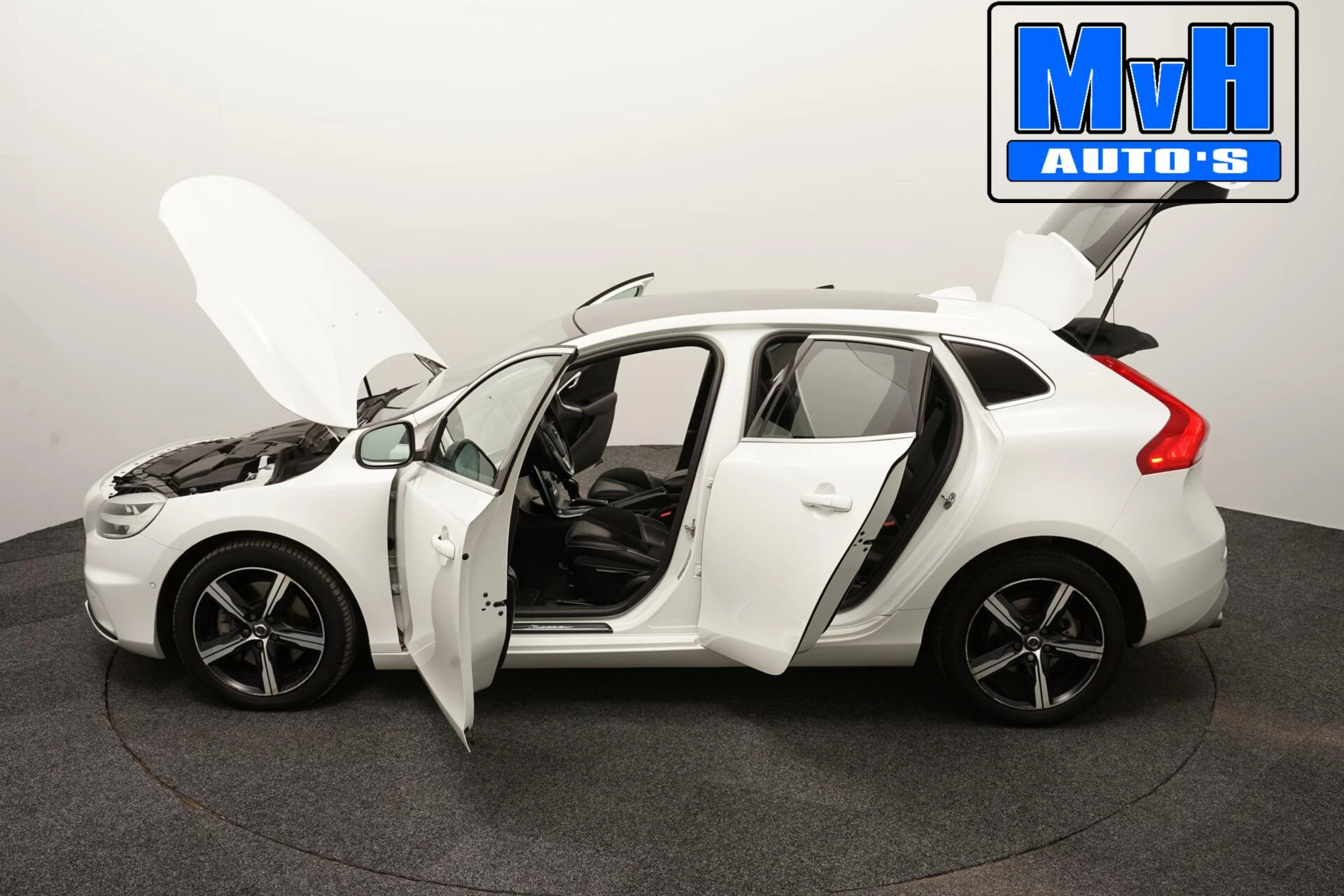 Hoofdafbeelding Volvo V40