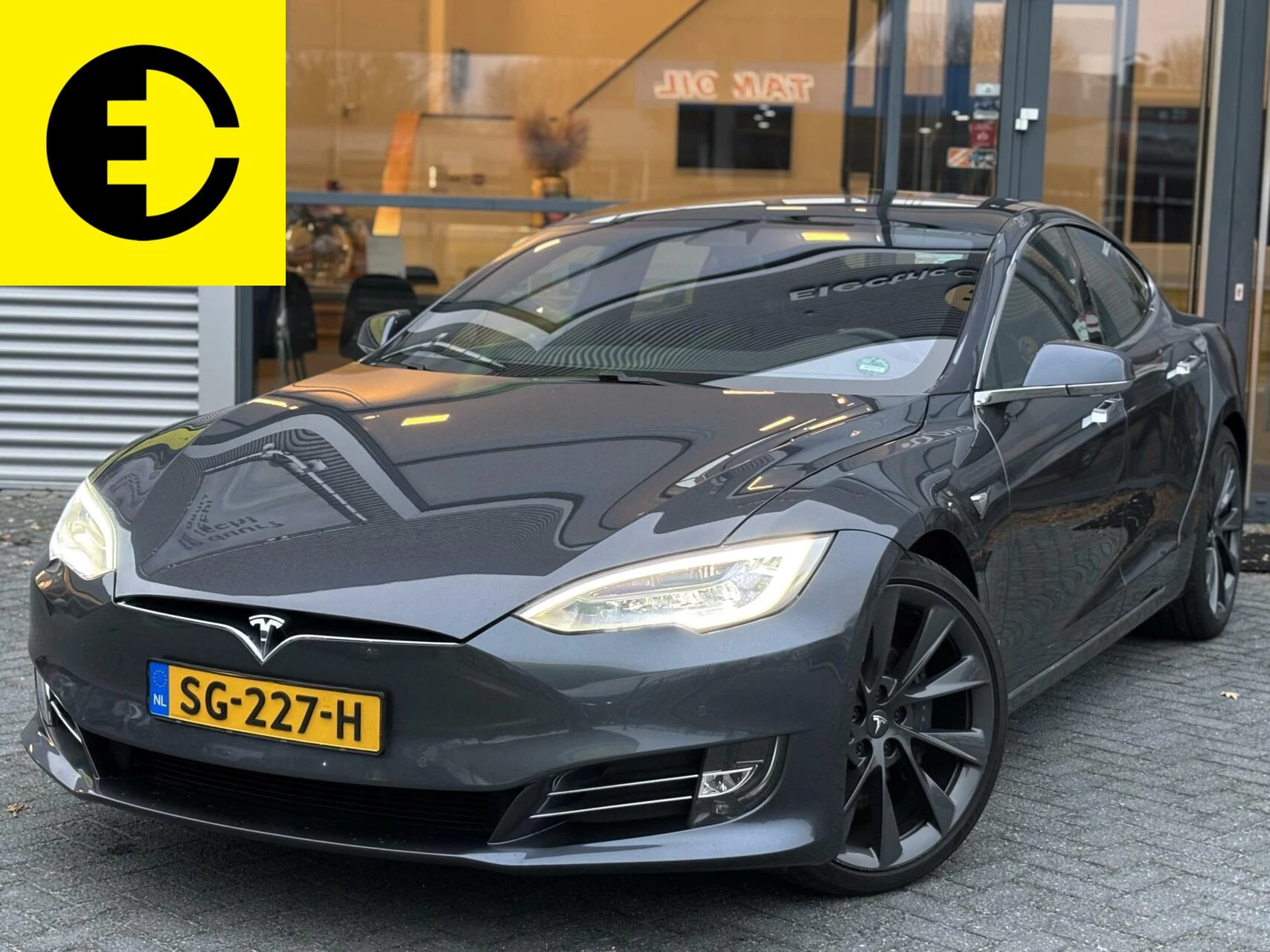 Hoofdafbeelding Tesla Model S