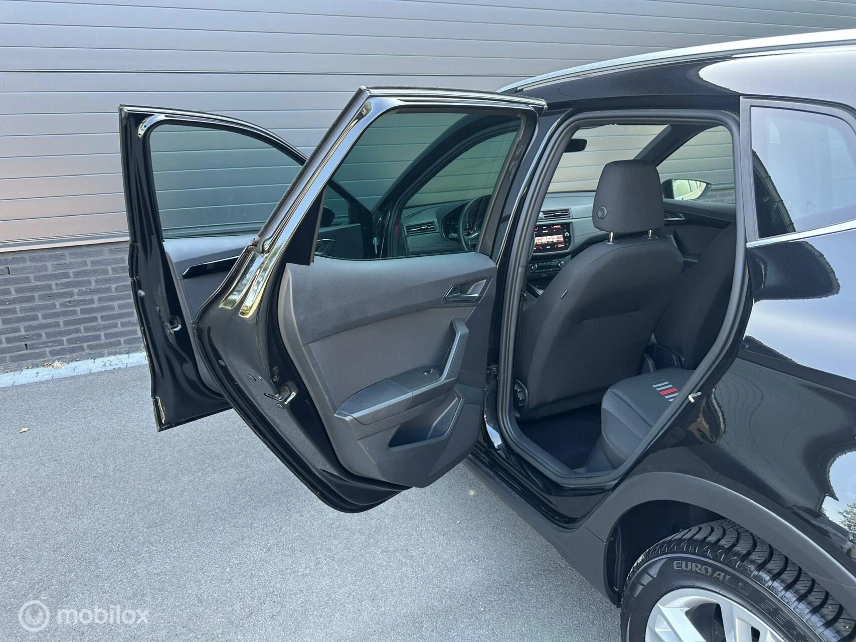 Hoofdafbeelding SEAT Arona