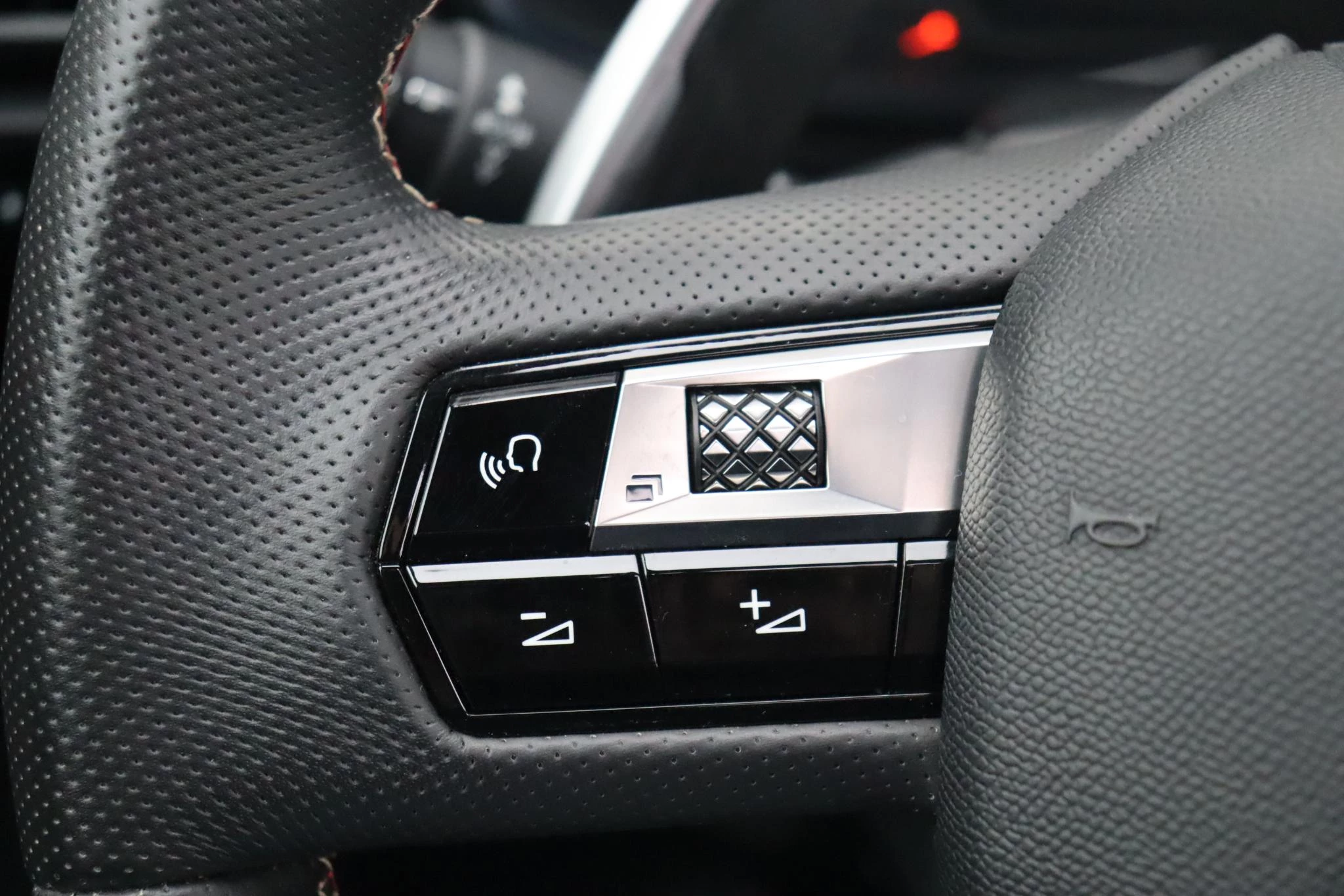 Hoofdafbeelding DS DS 7