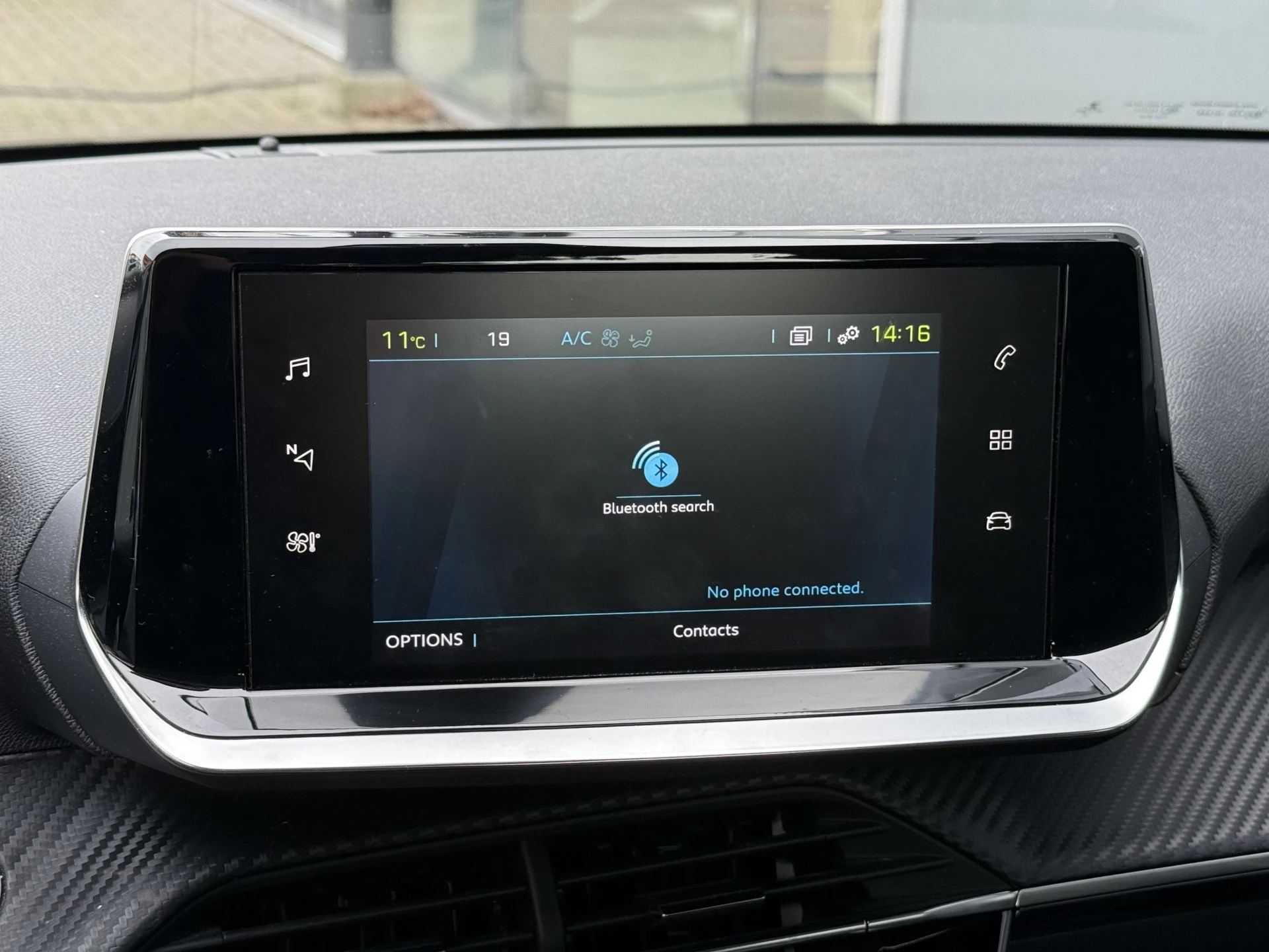 Hoofdafbeelding Peugeot e-208