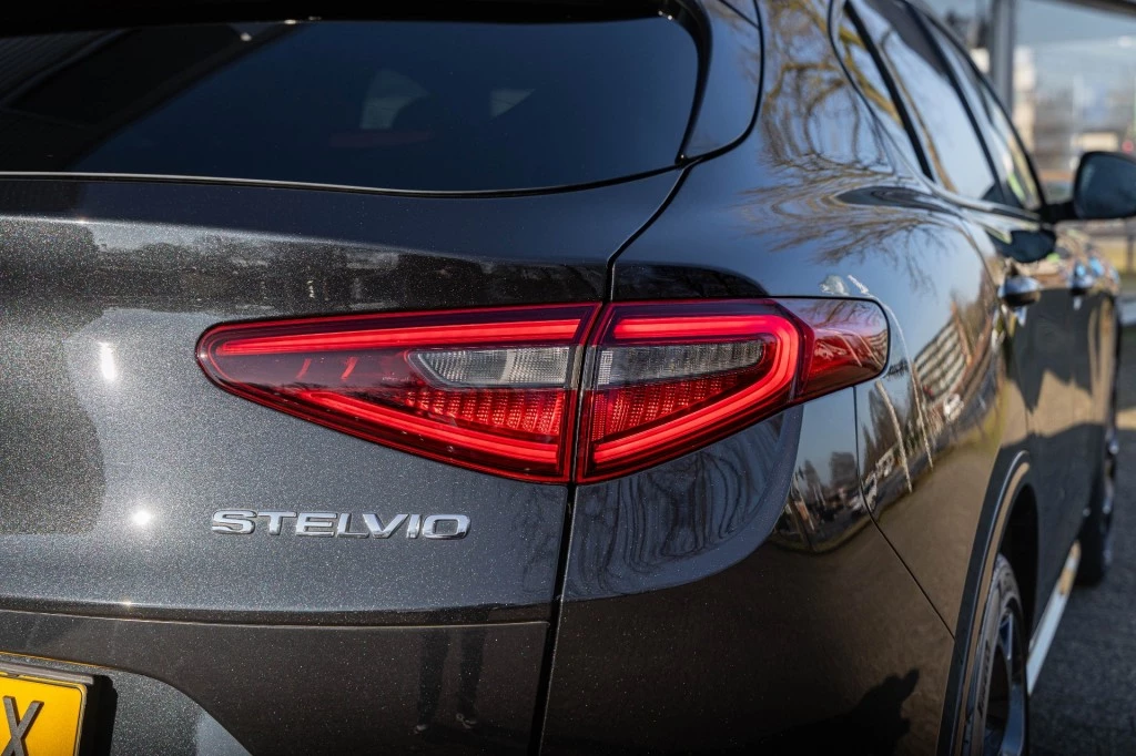 Hoofdafbeelding Alfa Romeo Stelvio