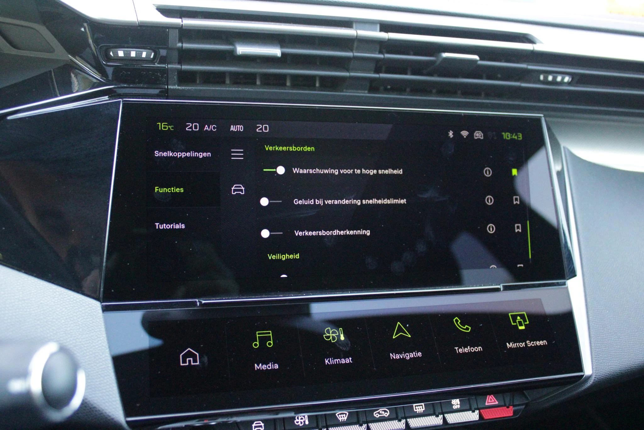 Hoofdafbeelding Peugeot 408