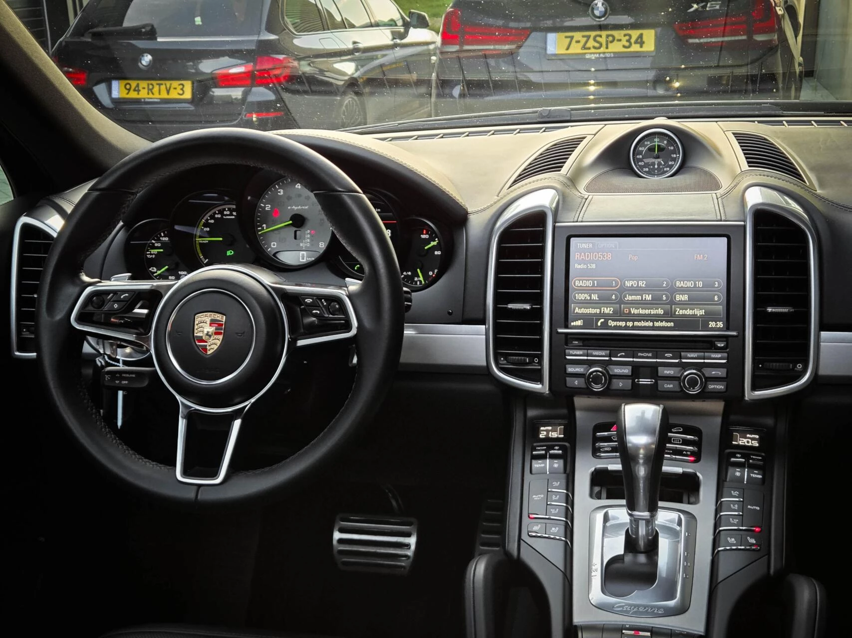 Hoofdafbeelding Porsche Cayenne