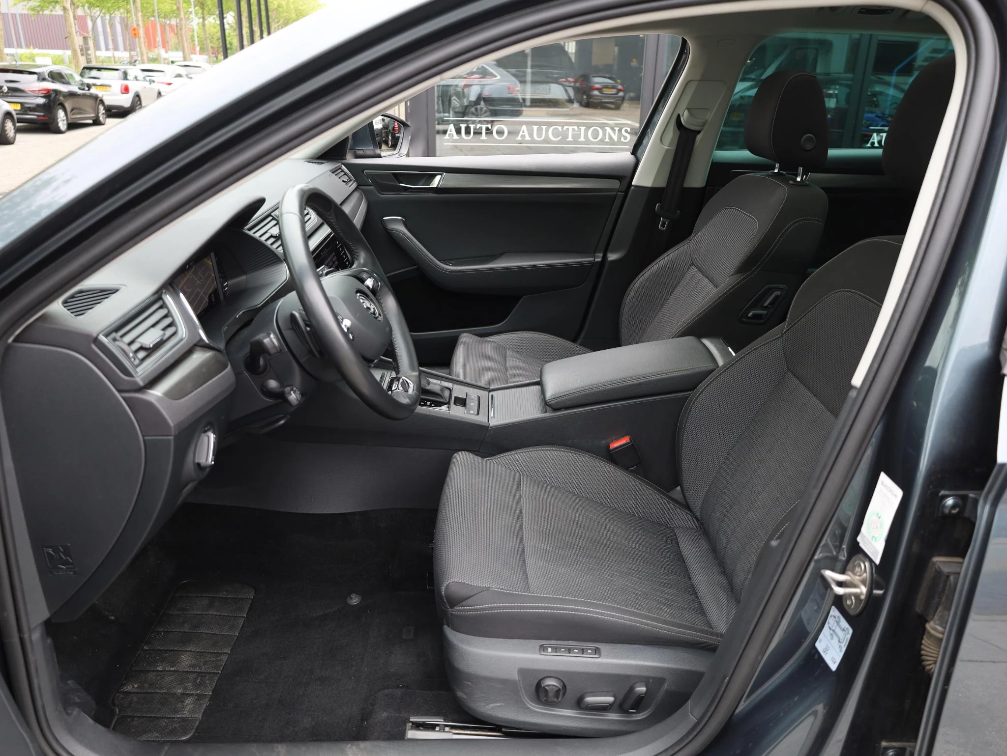 Hoofdafbeelding Škoda Superb