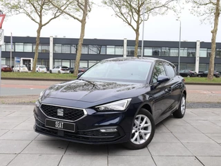 Hoofdafbeelding SEAT Leon Seat Leon 1.0 eTSI Adaptive Cruise | Stoel&Stuurverwarming | Full Link/Carplay | Getint glas |