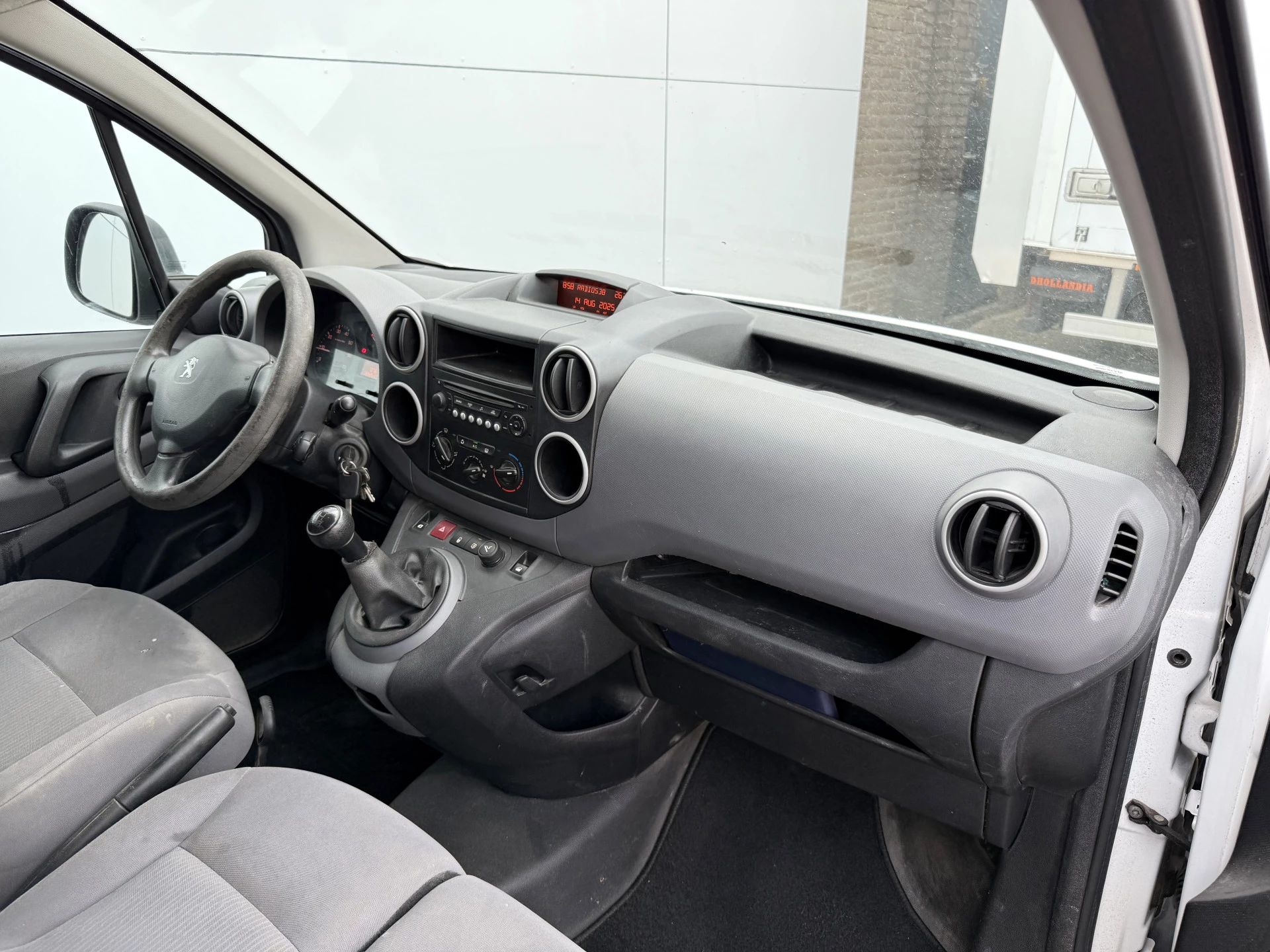 Hoofdafbeelding Peugeot Partner