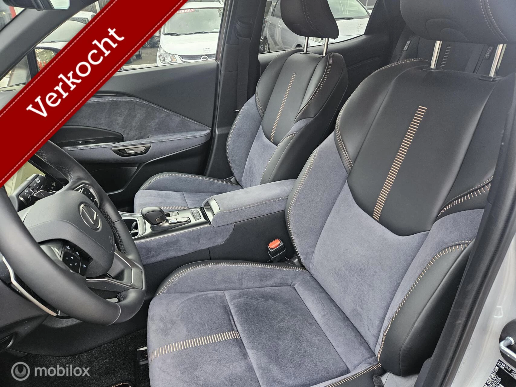 Hoofdafbeelding Lexus LBX