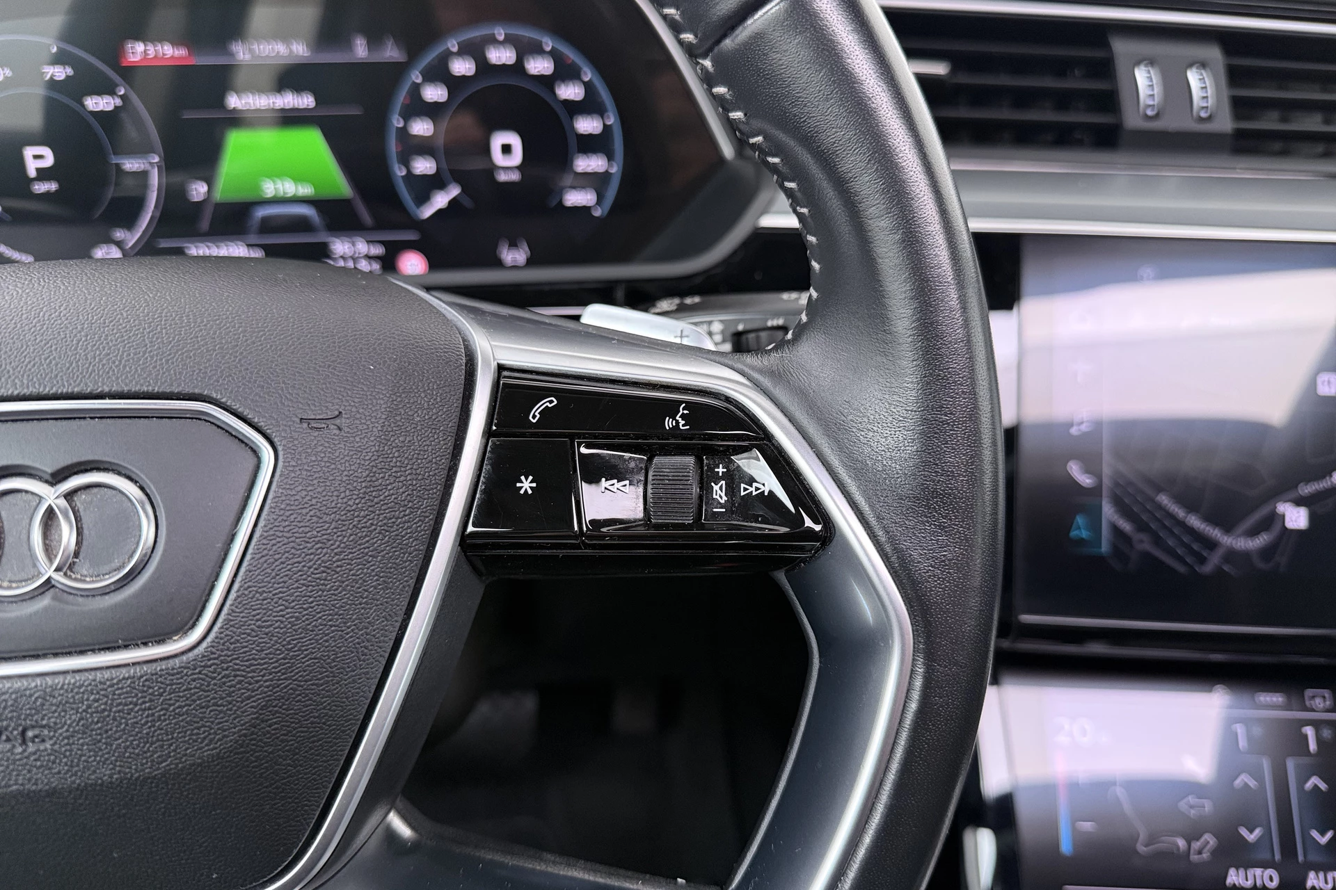 Hoofdafbeelding Audi e-tron