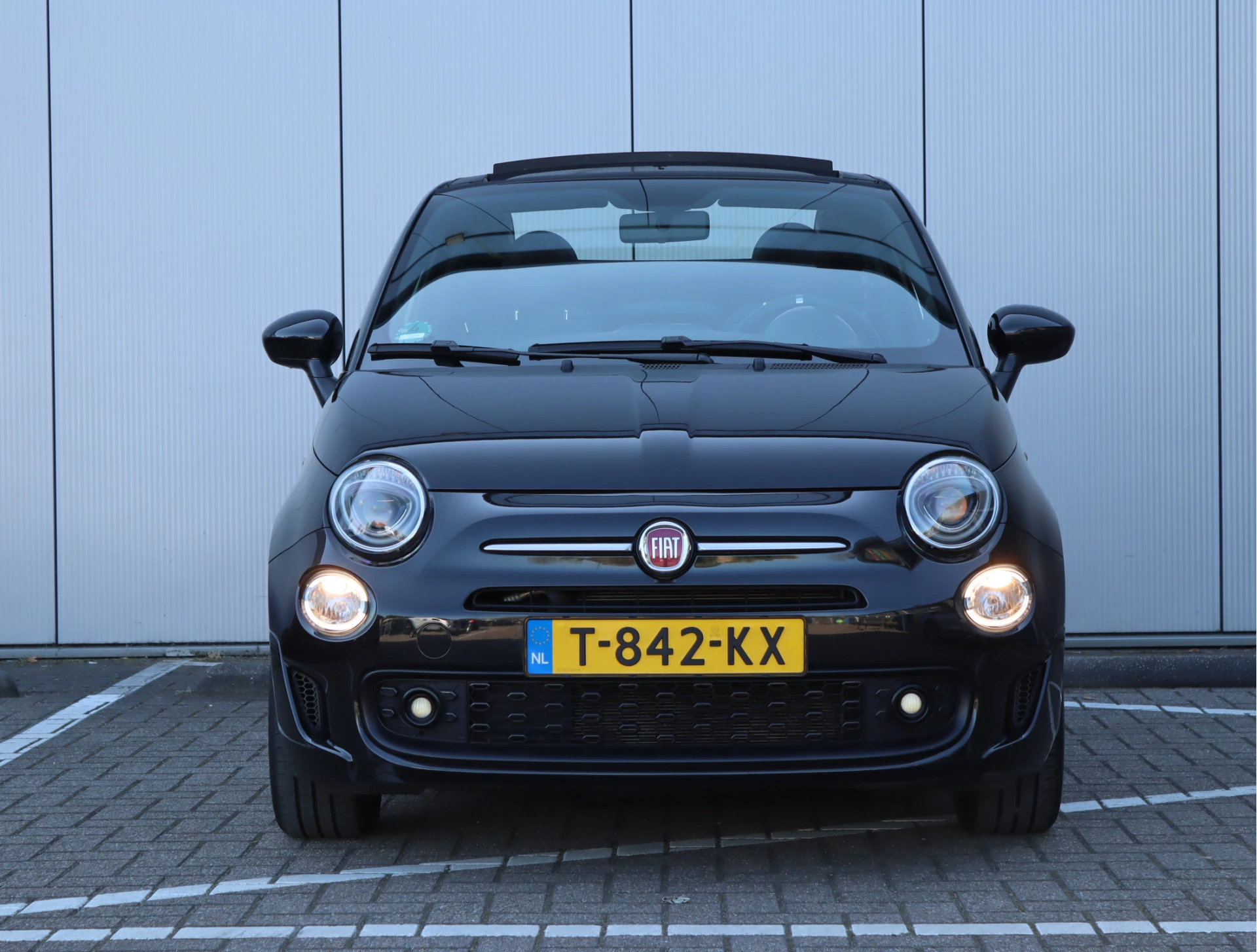 Hoofdafbeelding Fiat 500C