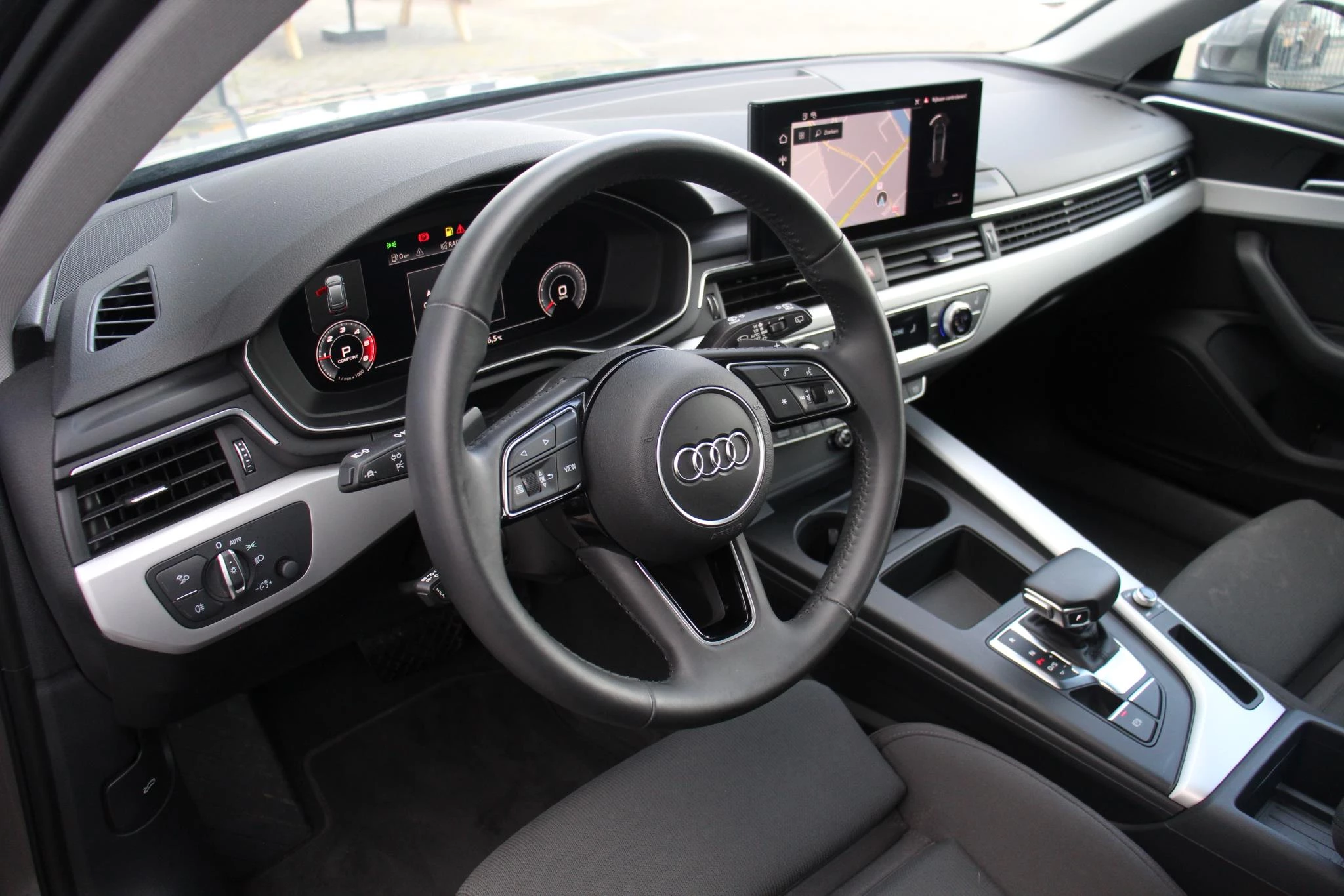 Hoofdafbeelding Audi A4