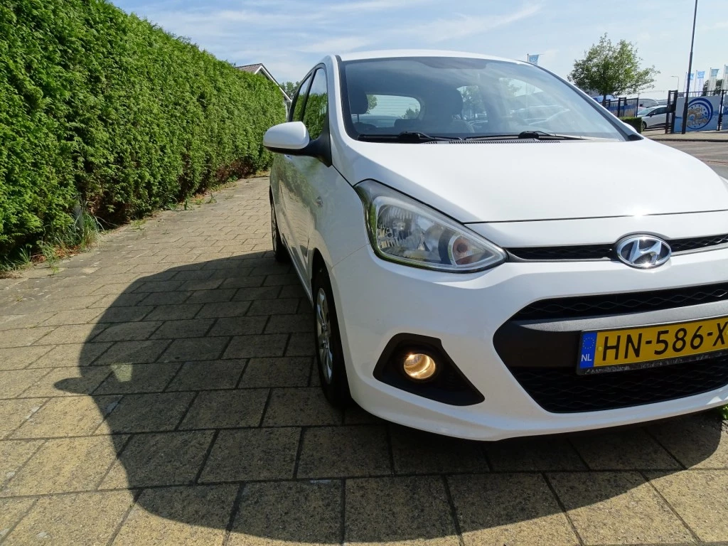 Hoofdafbeelding Hyundai i10