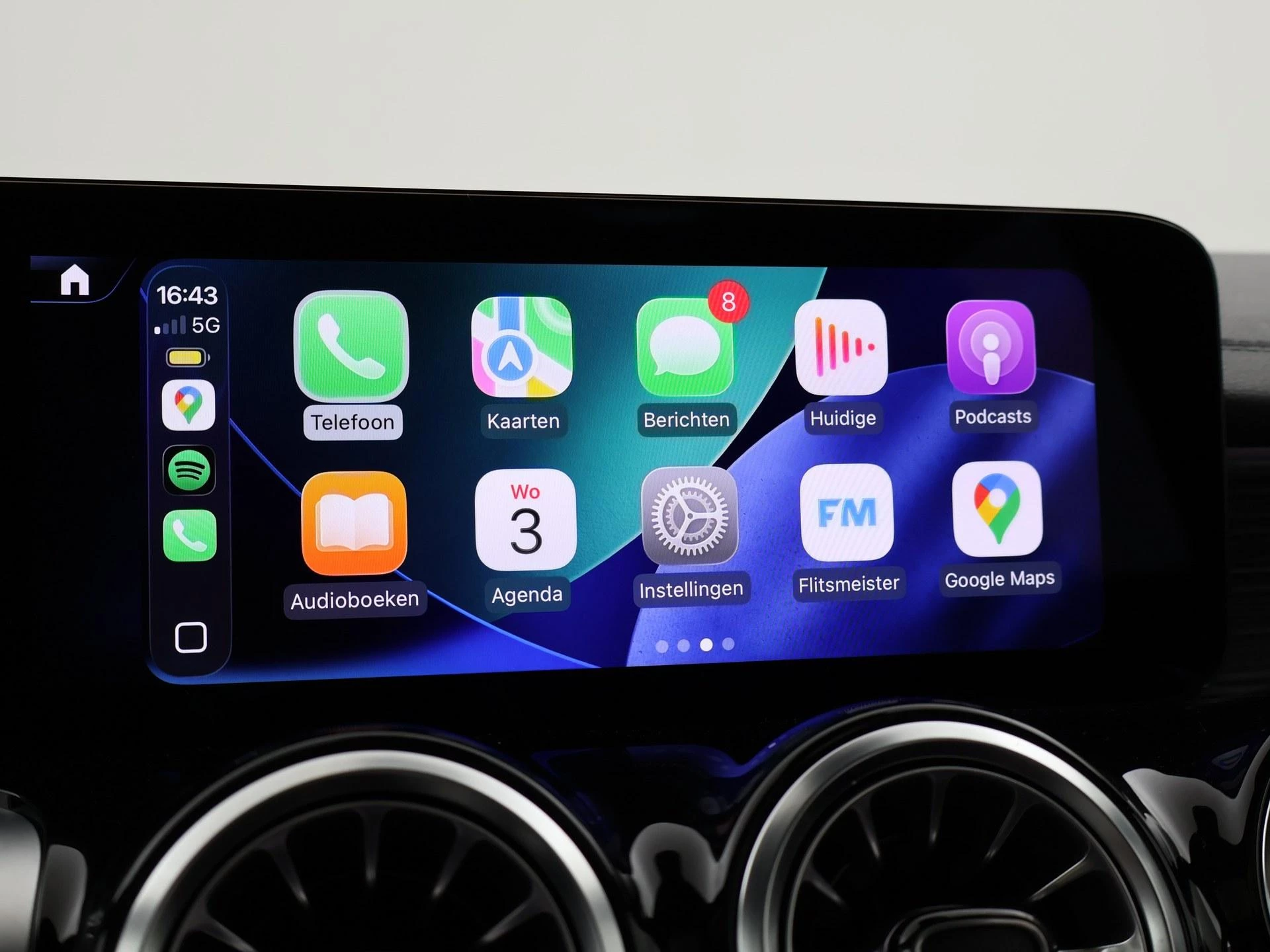 Hoofdafbeelding Mercedes-Benz EQB