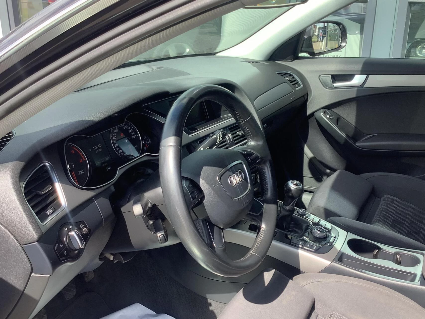 Hoofdafbeelding Audi A4
