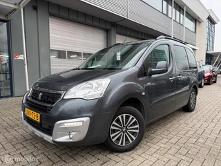 Peugeot Partner 1.2 Benzine | Lage km's | Navigatie | 5 zit