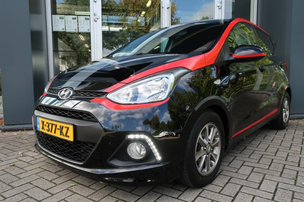 Hoofdafbeelding Hyundai i10