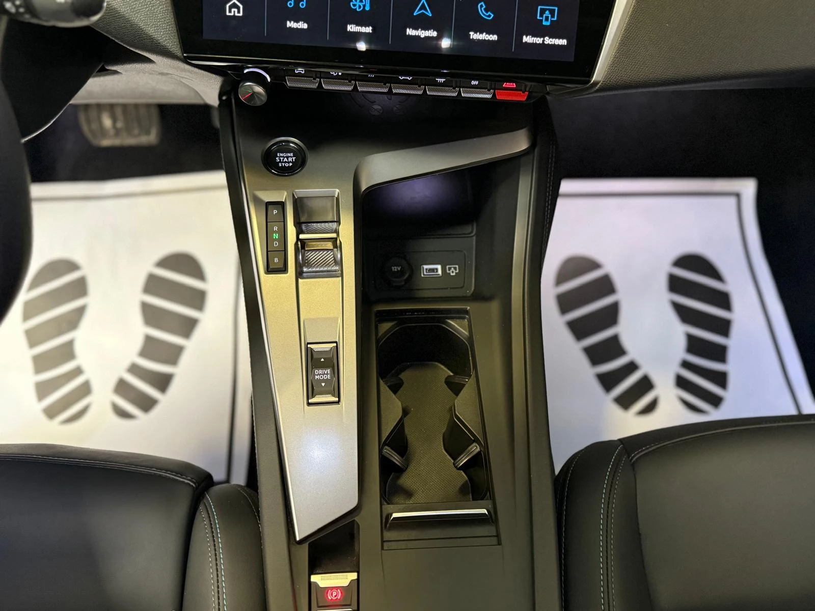 Hoofdafbeelding Peugeot 408