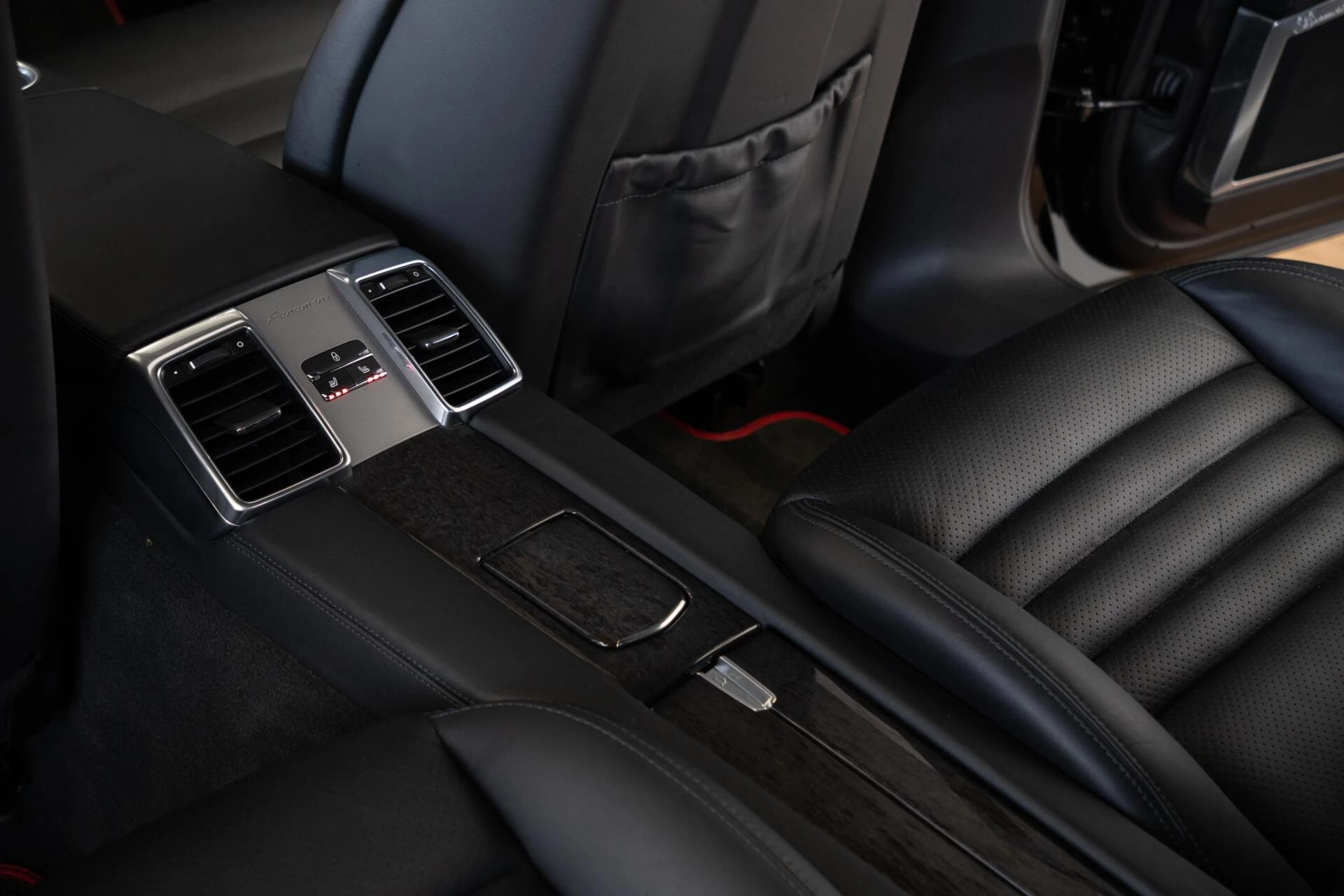 Hoofdafbeelding Porsche Panamera