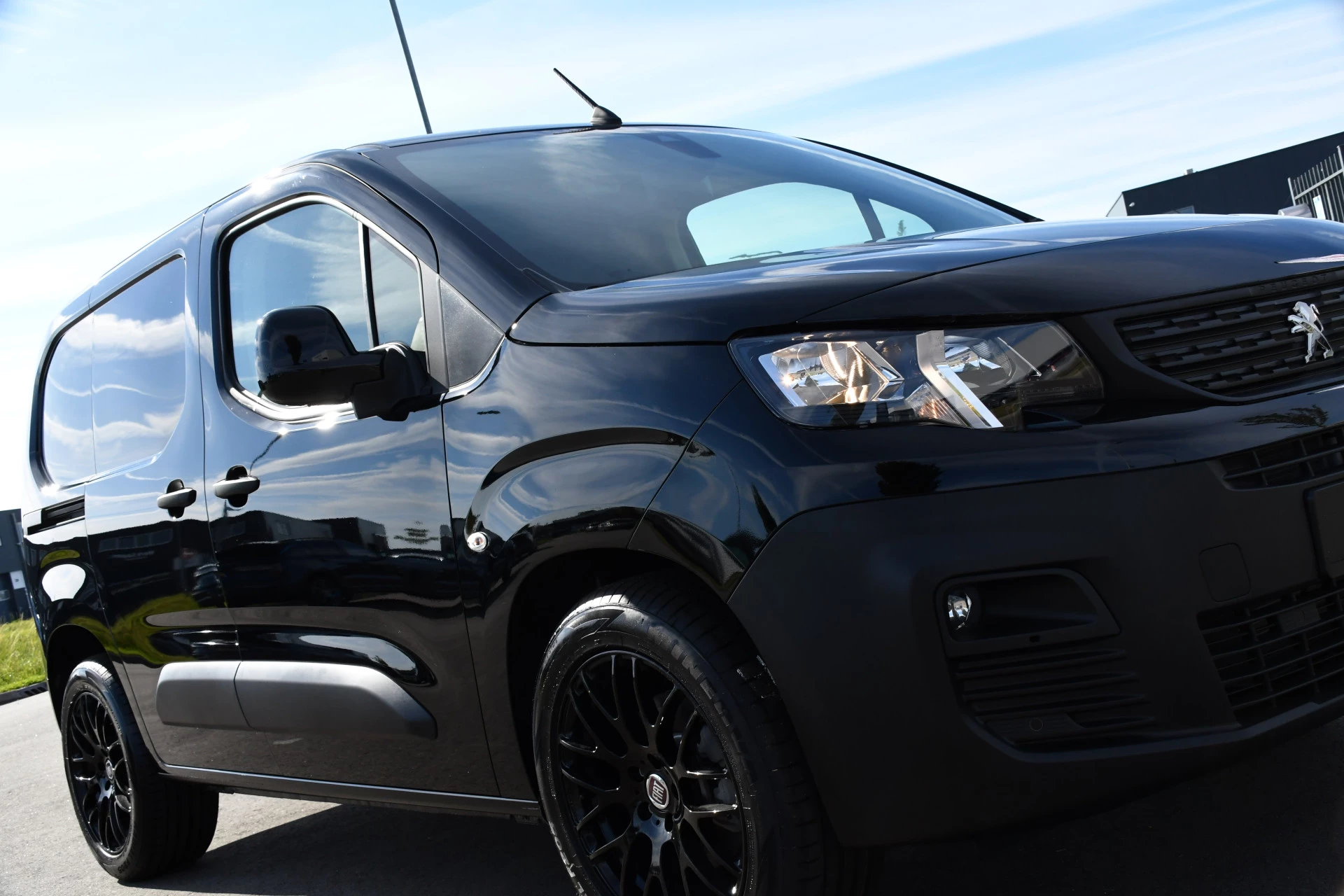 Hoofdafbeelding Peugeot Partner