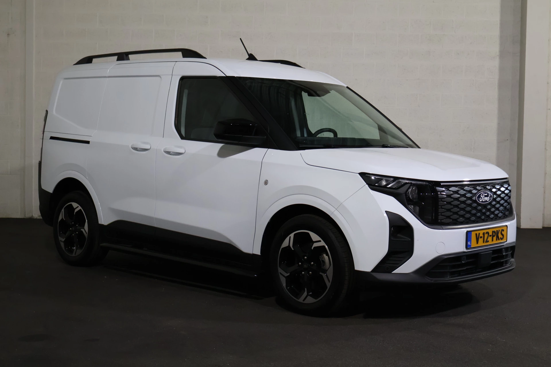 Hoofdafbeelding Ford E-Transit Courier