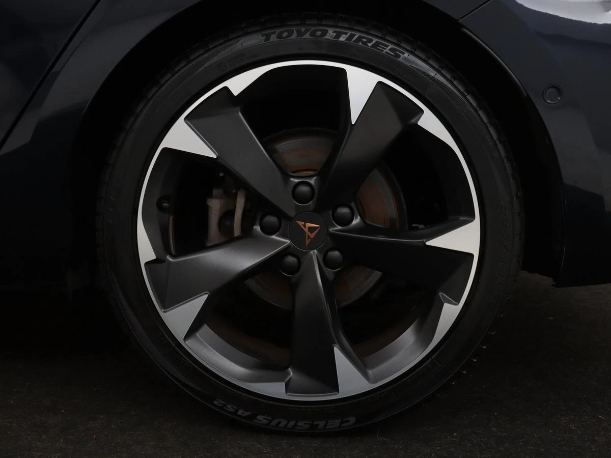 Hoofdafbeelding CUPRA Leon