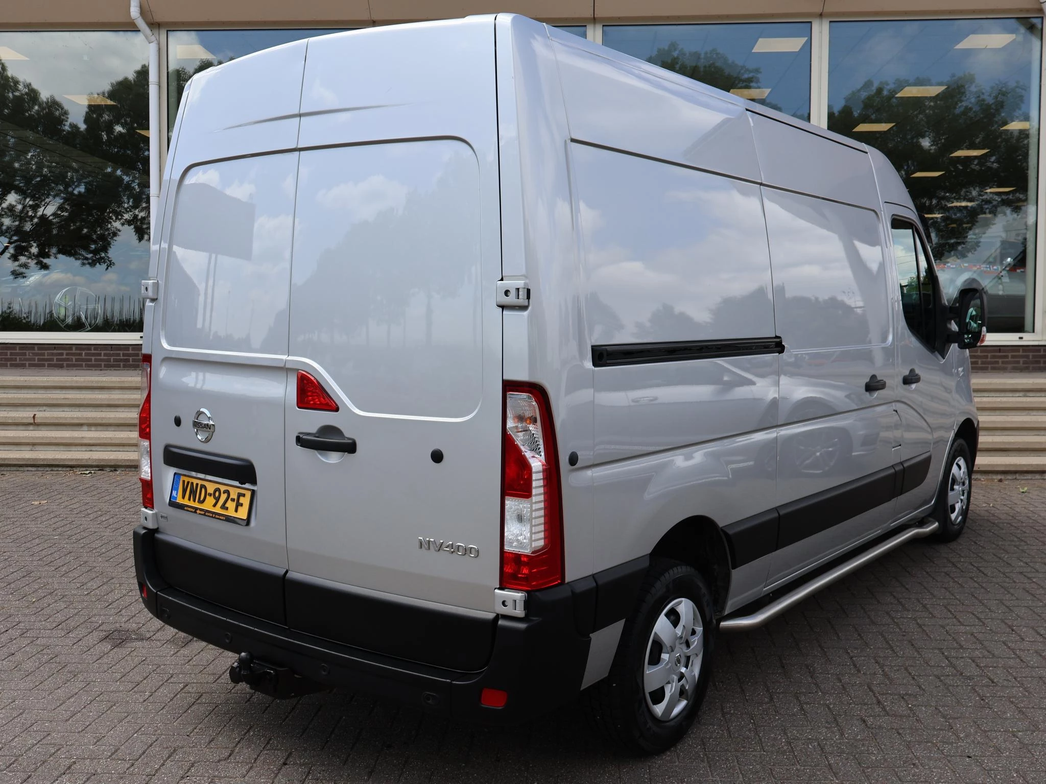 Hoofdafbeelding Nissan NV400