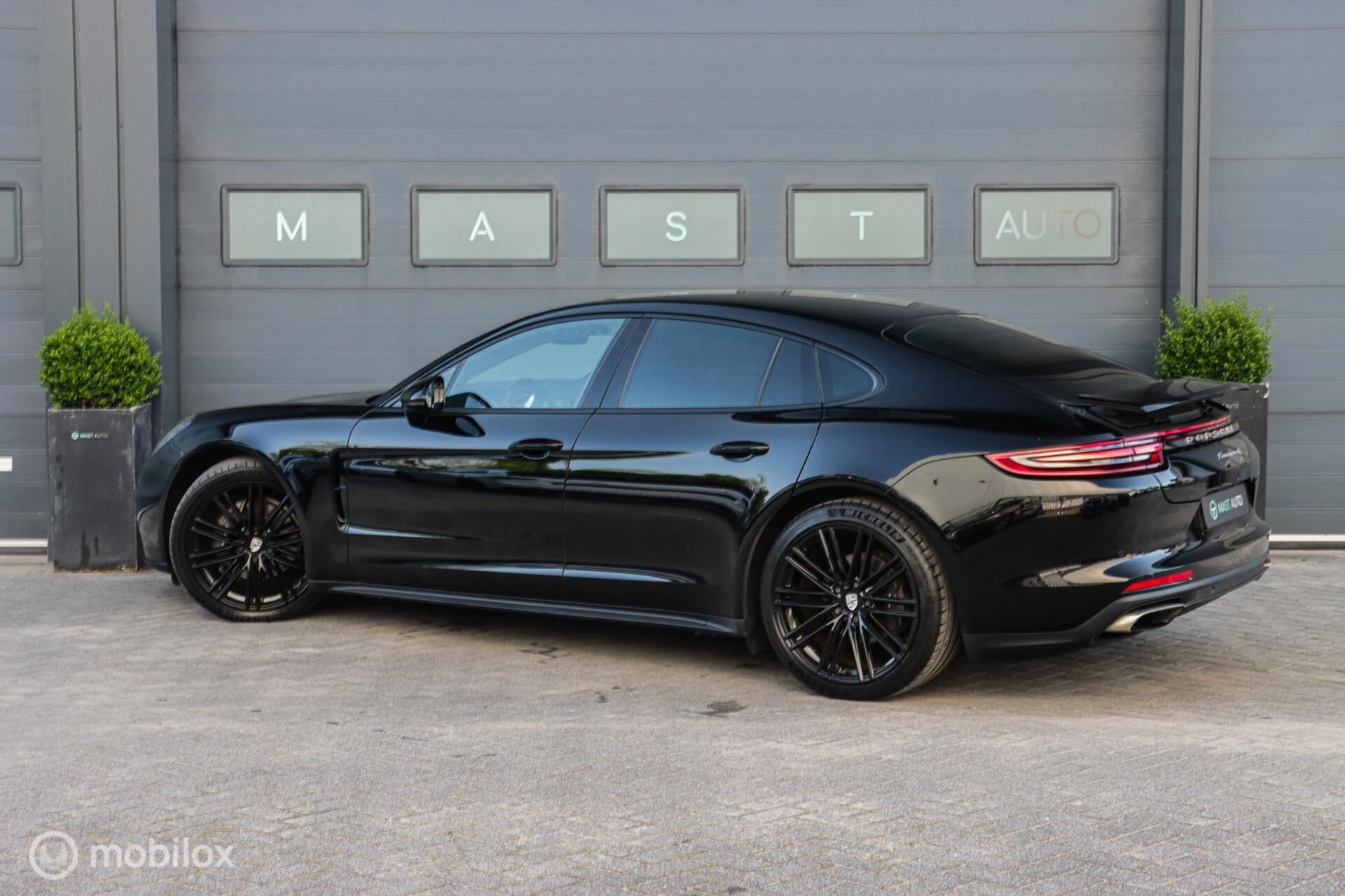 Hoofdafbeelding Porsche Panamera