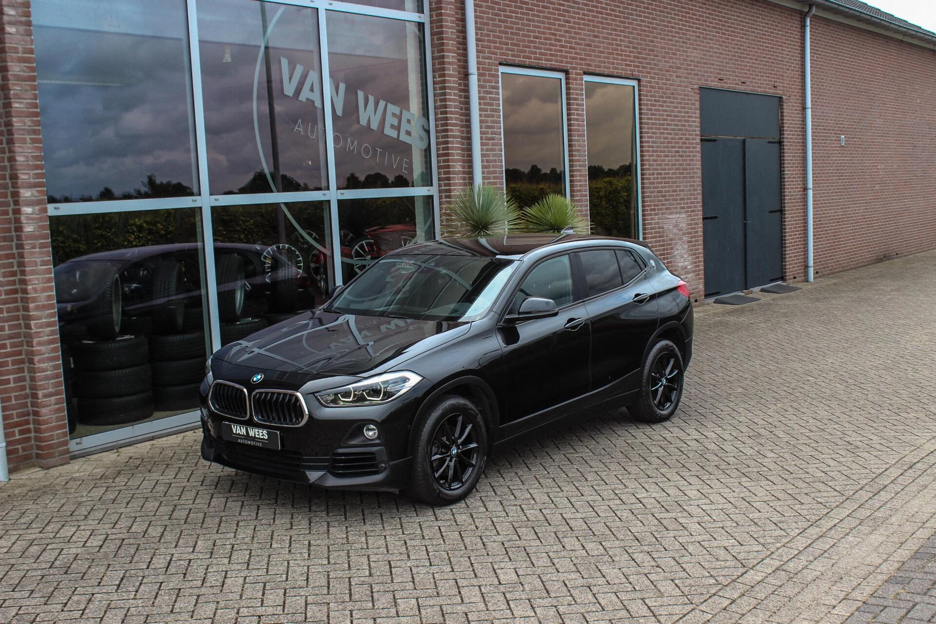 Hoofdafbeelding BMW X2