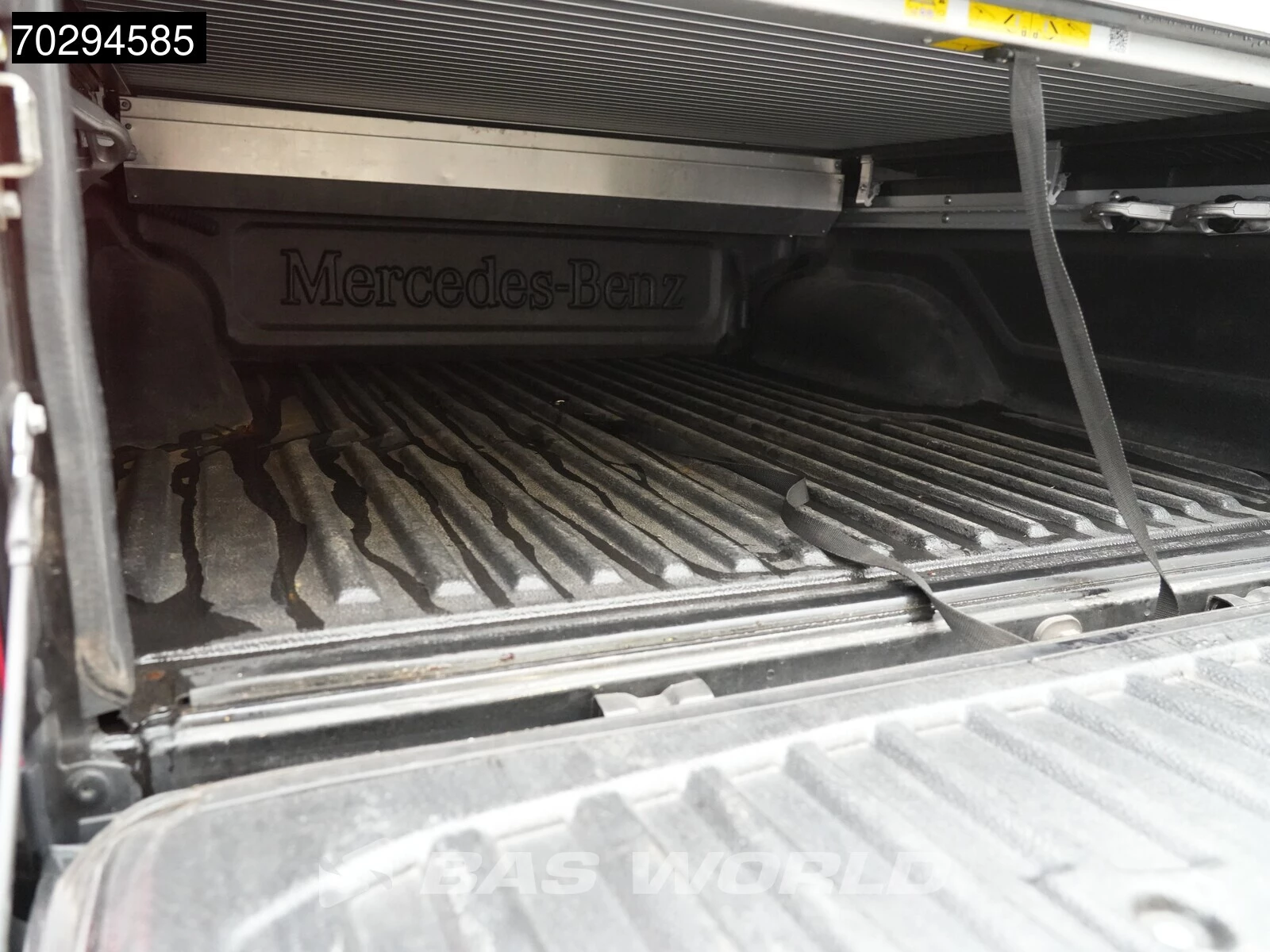 Hoofdafbeelding Mercedes-Benz X-Klasse