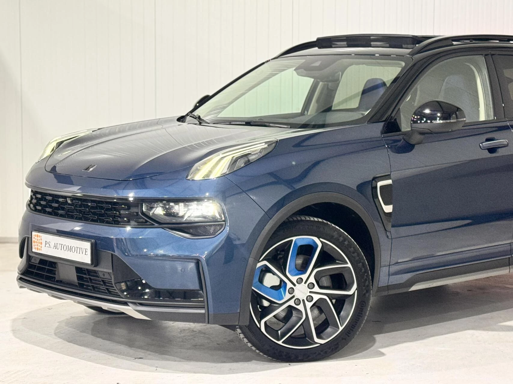 Hoofdafbeelding Lynk & Co 01