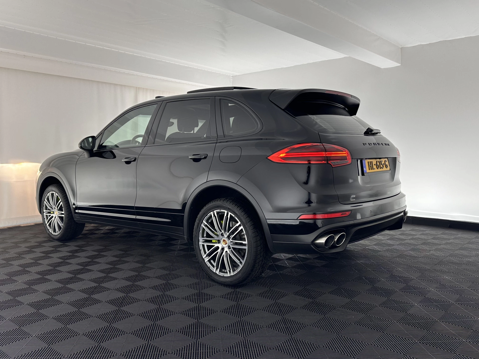 Hoofdafbeelding Porsche Cayenne