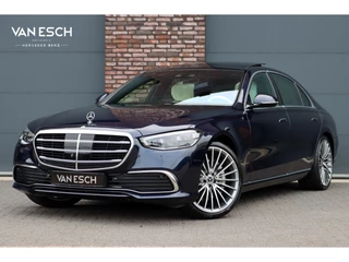 Mercedes-Benz S-Klasse 450 e Lang 'Manufaktur' | Achterasbesturing | Chauffeurspakket | Distronic+ | Zonweringspakket | Massage | Stoelventilatie | HUD | 3D-Display | MBUX Tablet | Exclusief Leder | Vlakkenverwarming |
