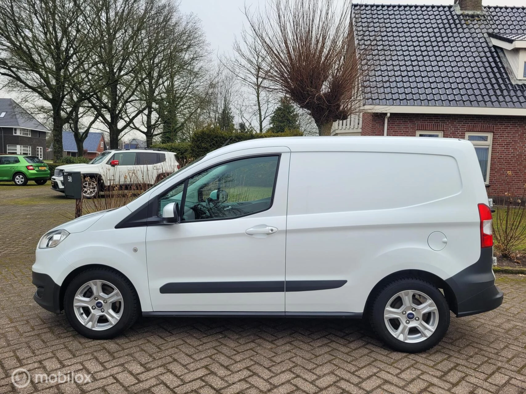 Hoofdafbeelding Ford Transit Courier