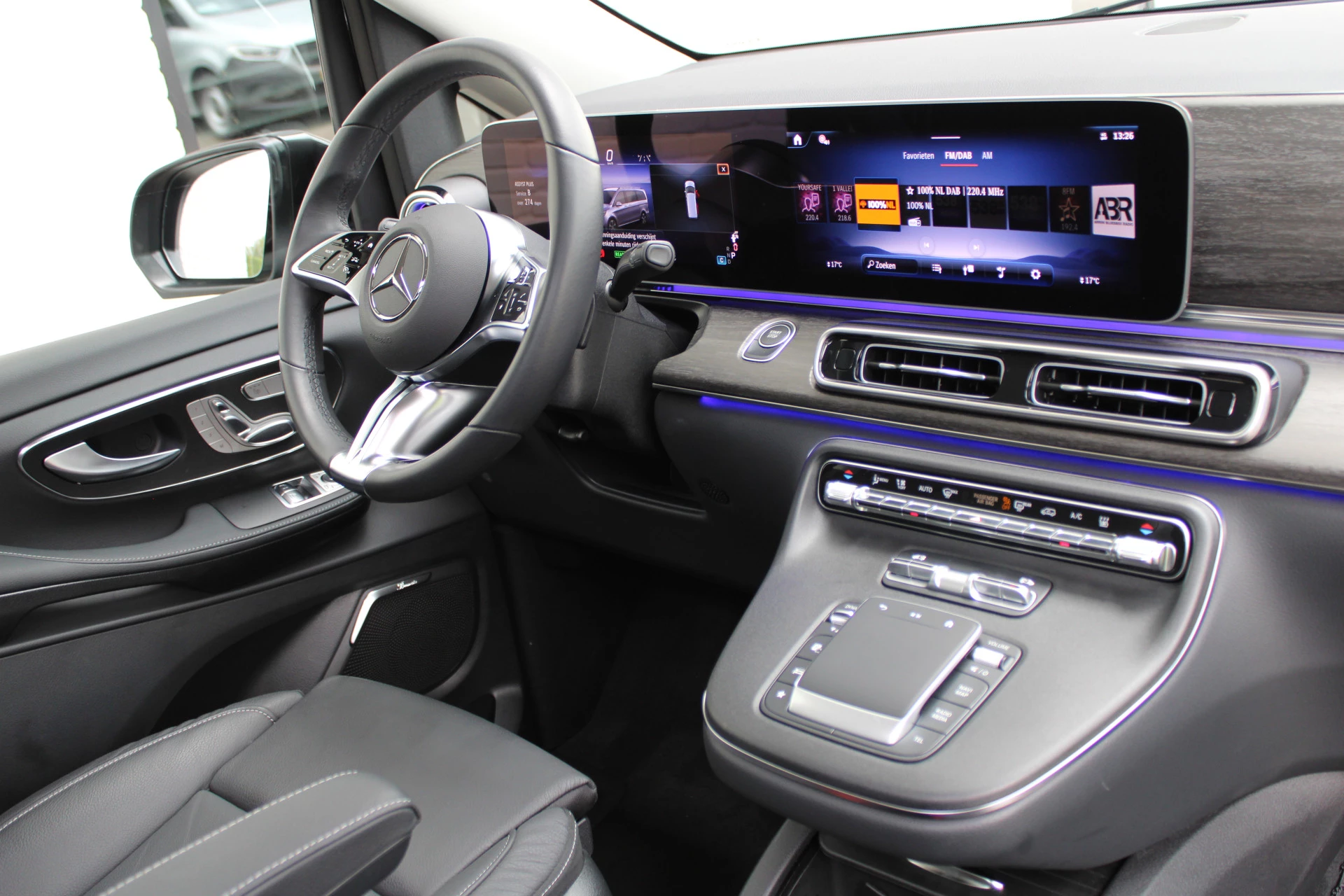 Hoofdafbeelding Mercedes-Benz EQV