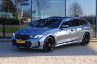 BMW 3 Serie Touring 330e 293 PK xDrive M Sport PHEV, Panoramadak, Adap. Cruise Control, Memory, Head-Up