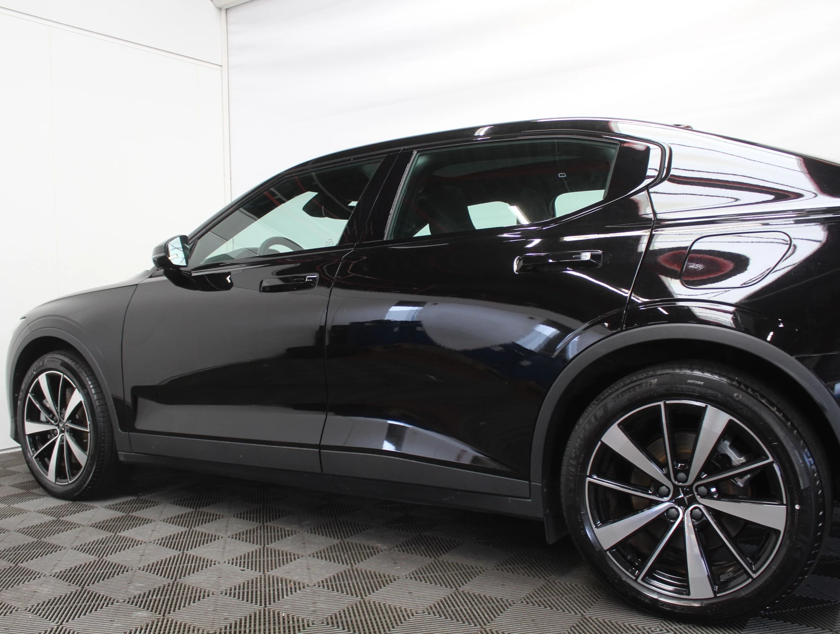 Hoofdafbeelding Polestar 2