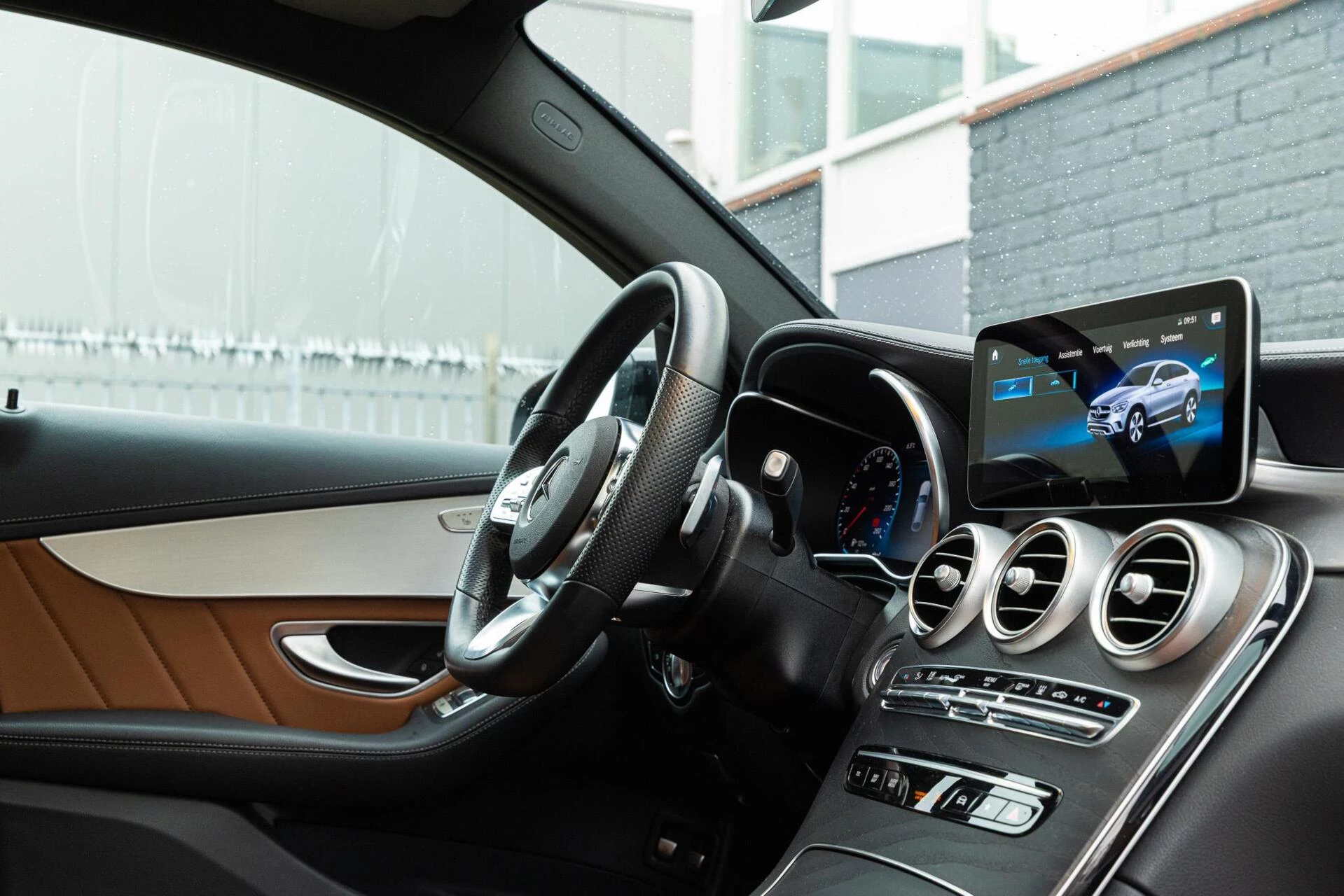 Hoofdafbeelding Mercedes-Benz GLC