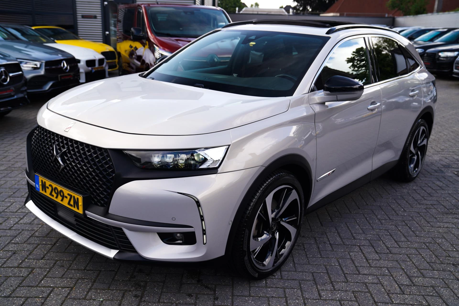 Hoofdafbeelding DS DS 7