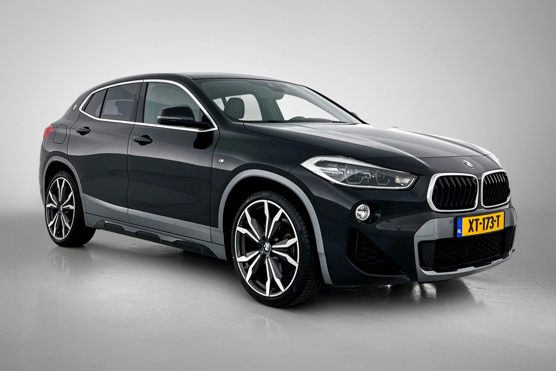 Hoofdafbeelding BMW X2