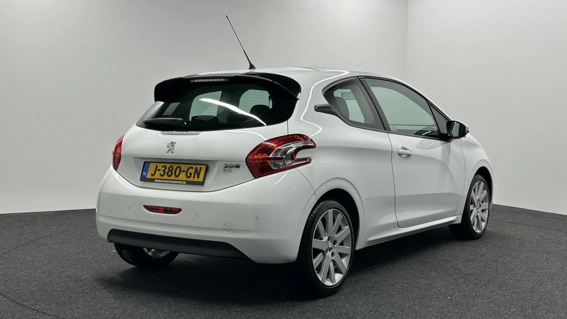 Hoofdafbeelding Peugeot 208