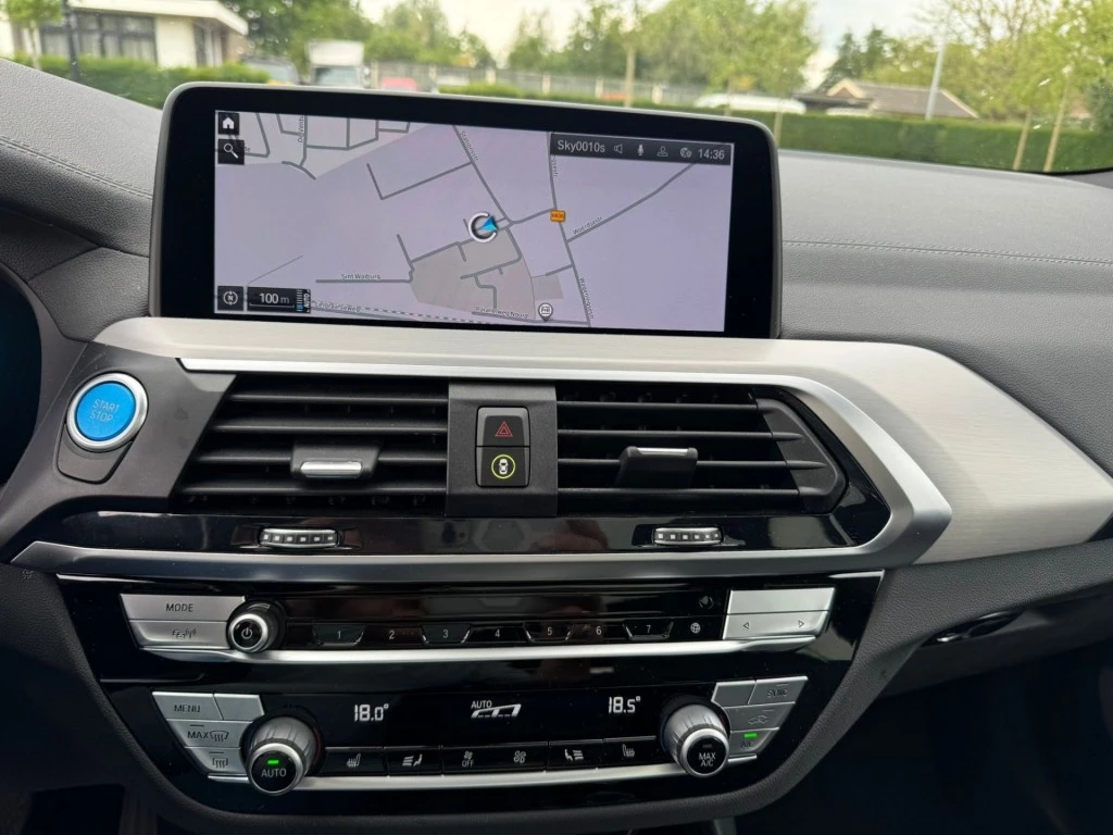 Hoofdafbeelding BMW iX3