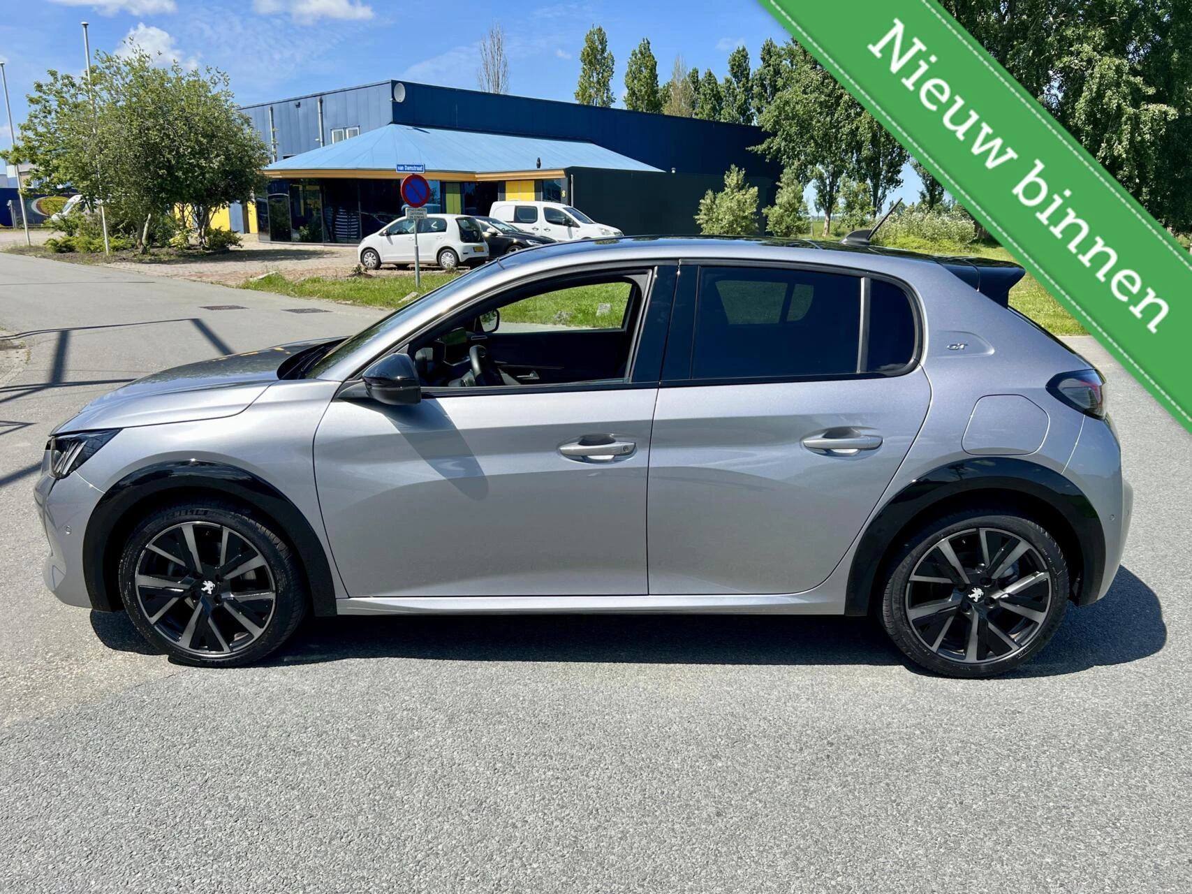 Hoofdafbeelding Peugeot 208