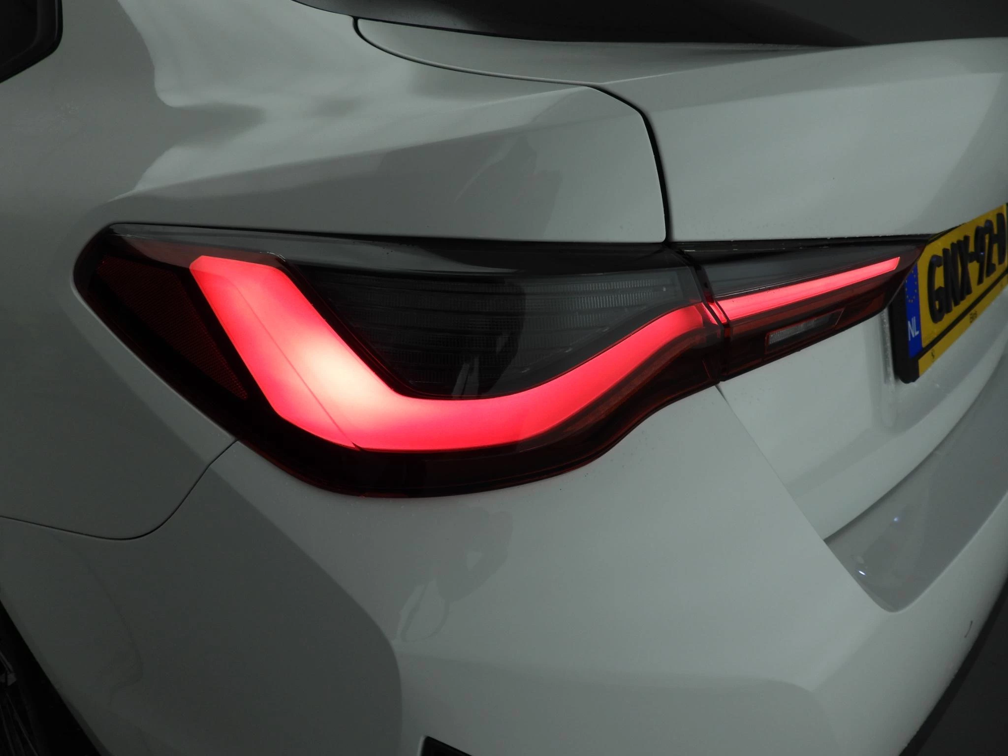 Hoofdafbeelding BMW i4