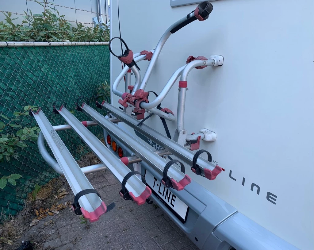 Hoofdafbeelding Roller Team T-line 255 Airco 6x Slaappl. 5 Zitpl.