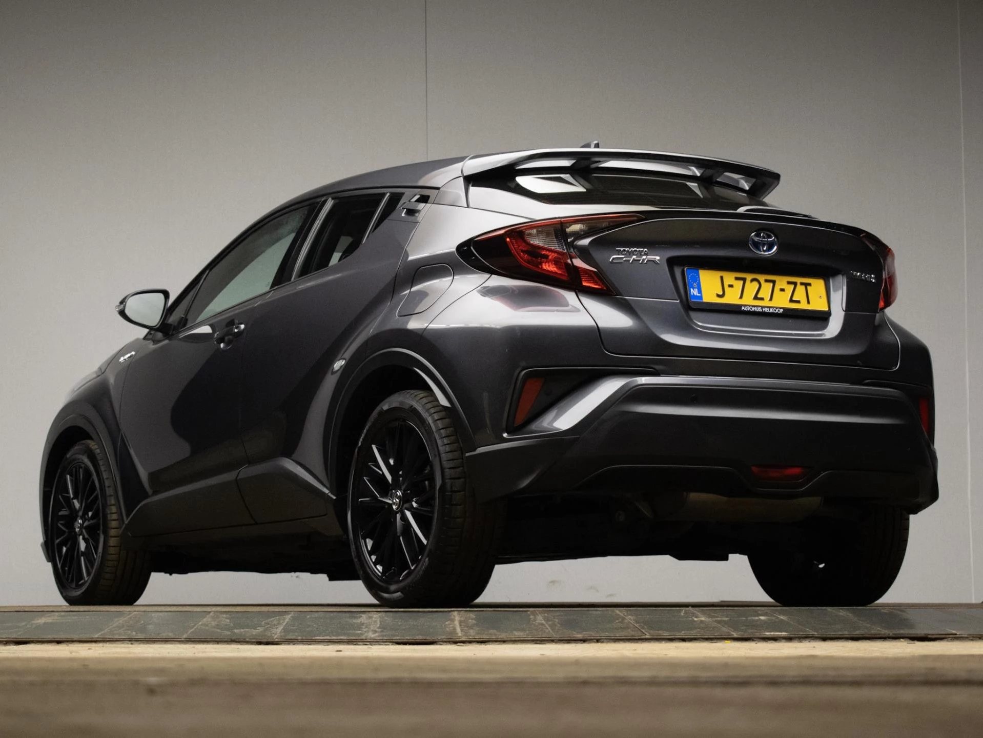 Hoofdafbeelding Toyota C-HR