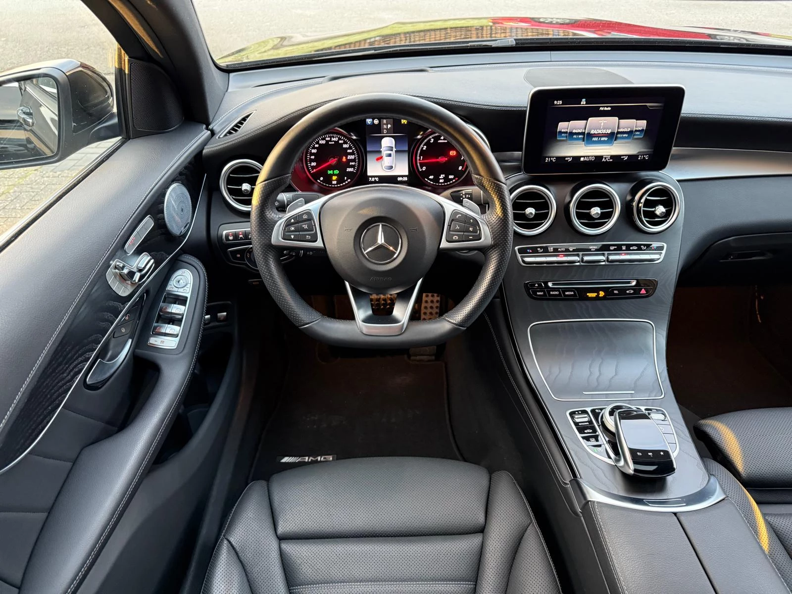 Hoofdafbeelding Mercedes-Benz GLC