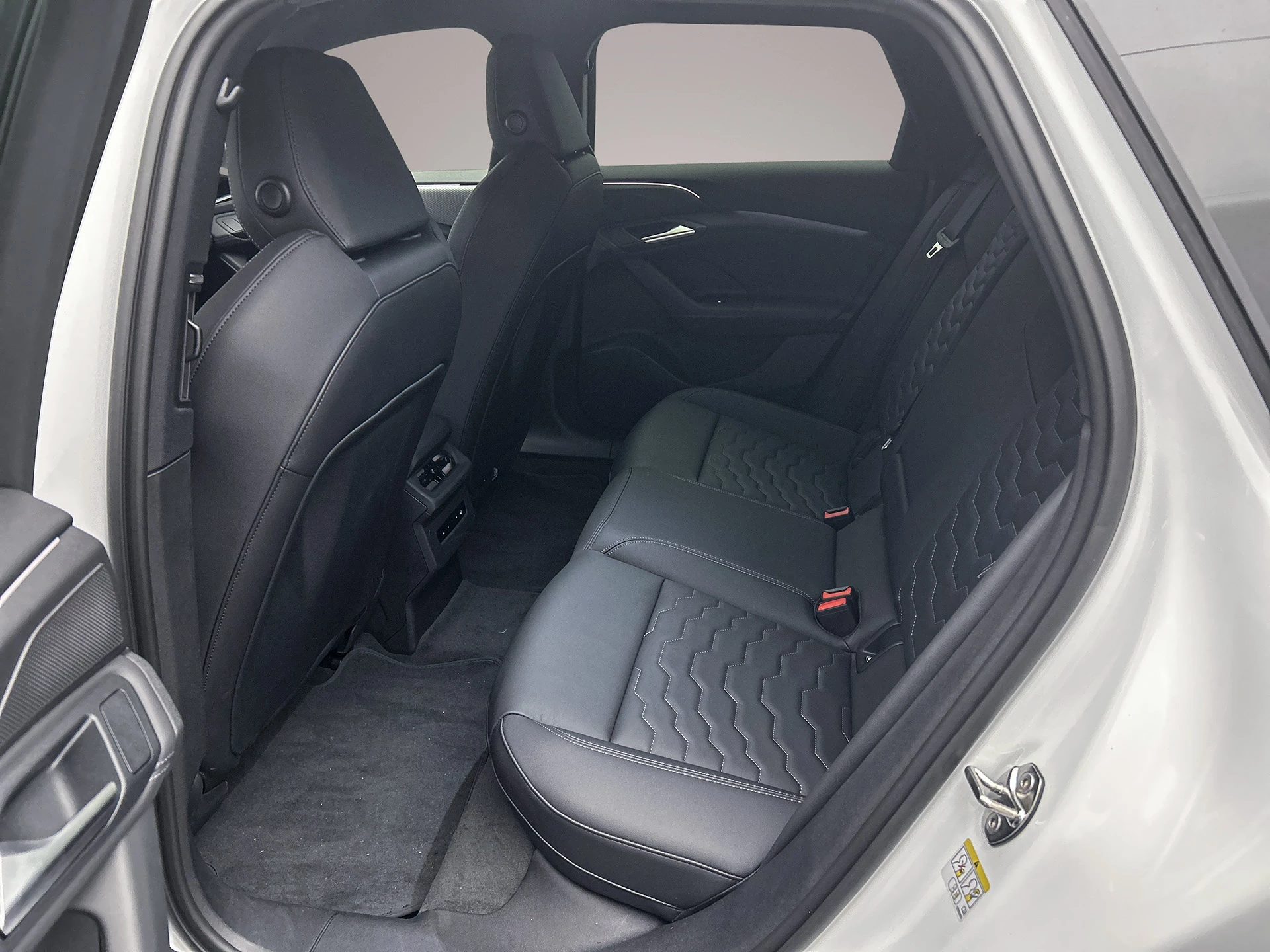 Hoofdafbeelding Audi A6 Avant e-tron