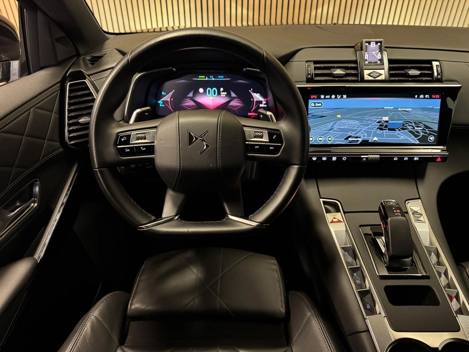 Hoofdafbeelding DS DS 7