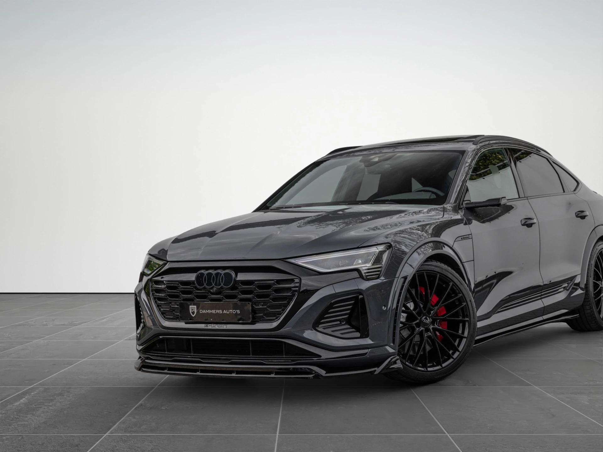 Hoofdafbeelding Audi Q8 Sportback e-tron