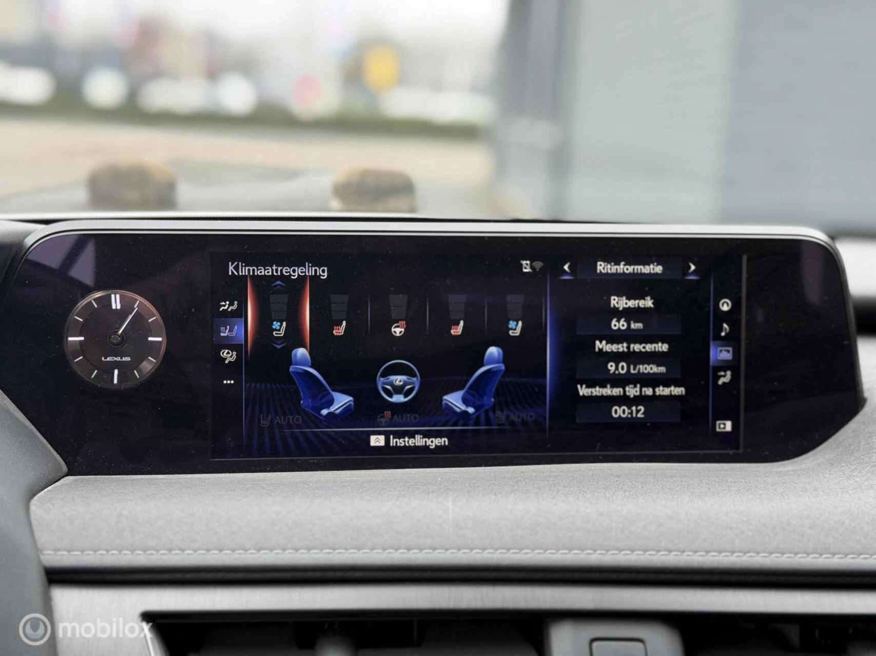 Hoofdafbeelding Lexus UX